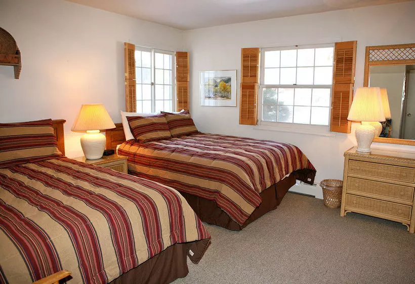 هتل Fawn Valley Inn