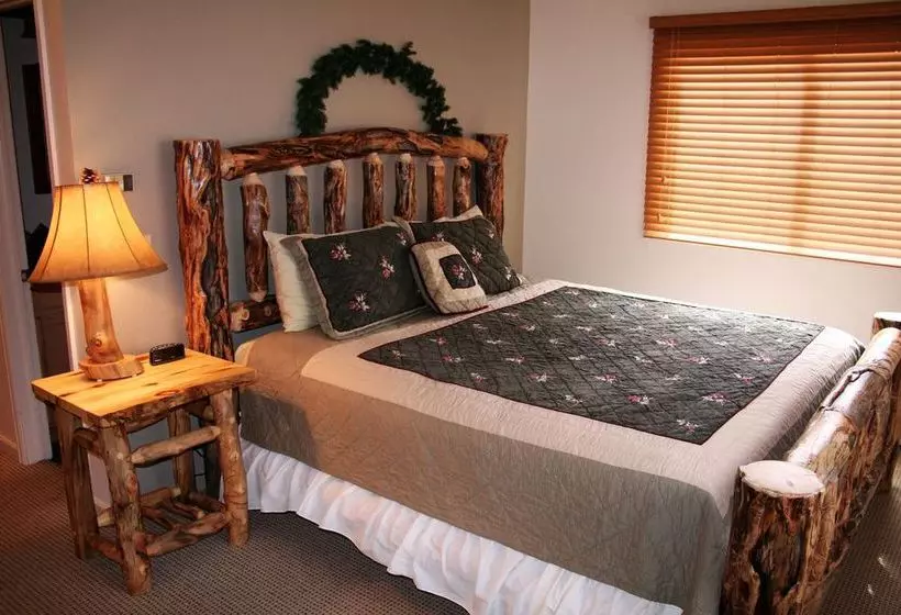 هتل Fawn Valley Inn