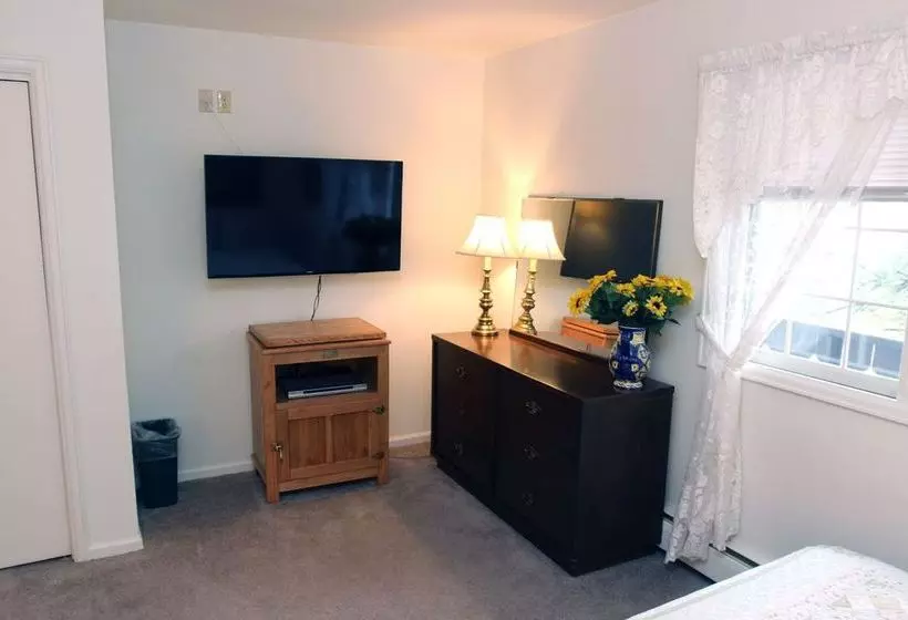 هتل Fawn Valley Inn