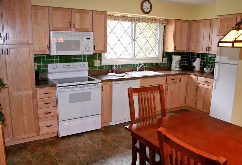 هتل Fawn Valley Inn