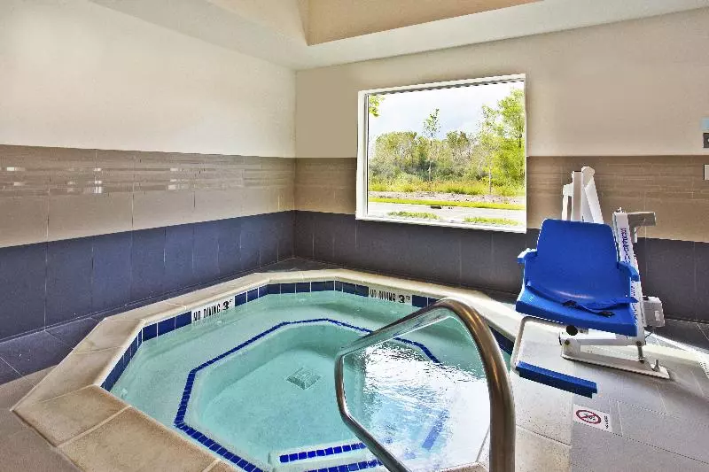 Holiday Inn Express Hotel & Suites Ann Arbor West, An Ihg