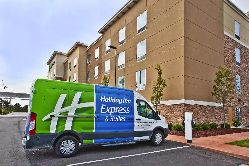Holiday Inn Express Hotel & Suites Ann Arbor West, An Ihg