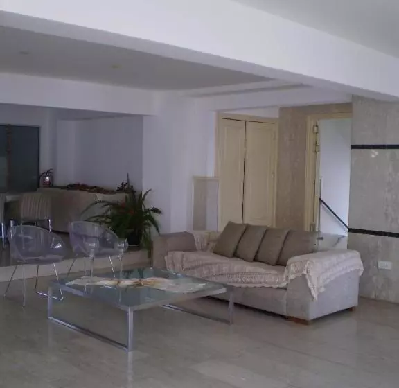 בית מלון כפרי L Eros