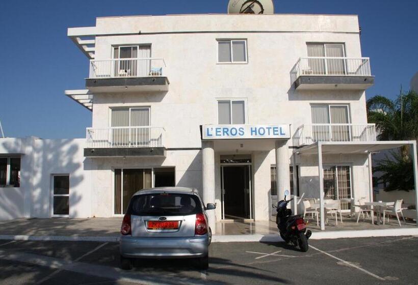 בית מלון כפרי L Eros