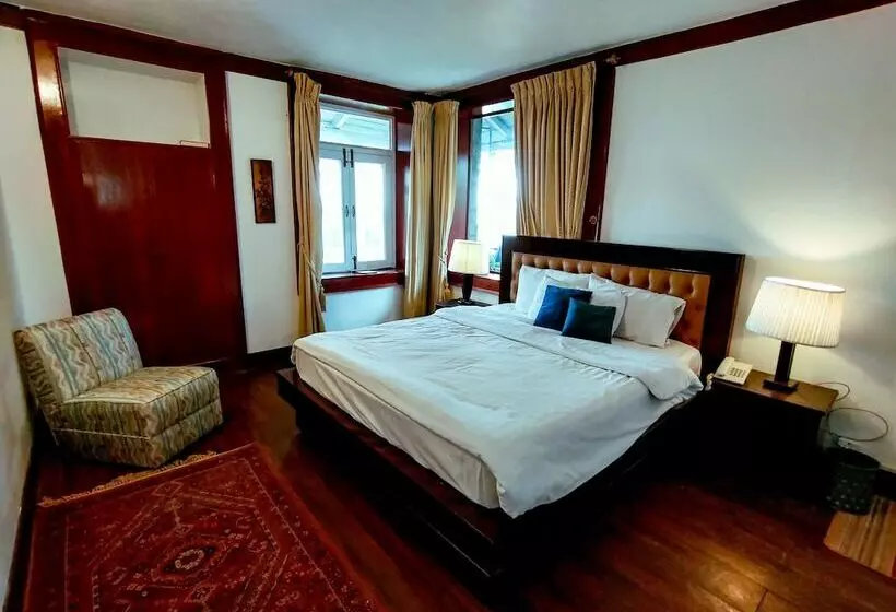 Lockwood Hotel Murree