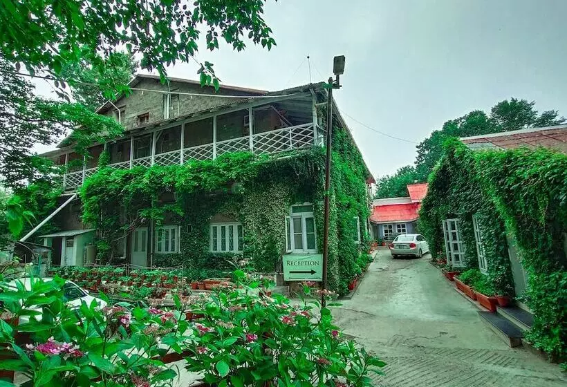 Lockwood Hotel Murree
