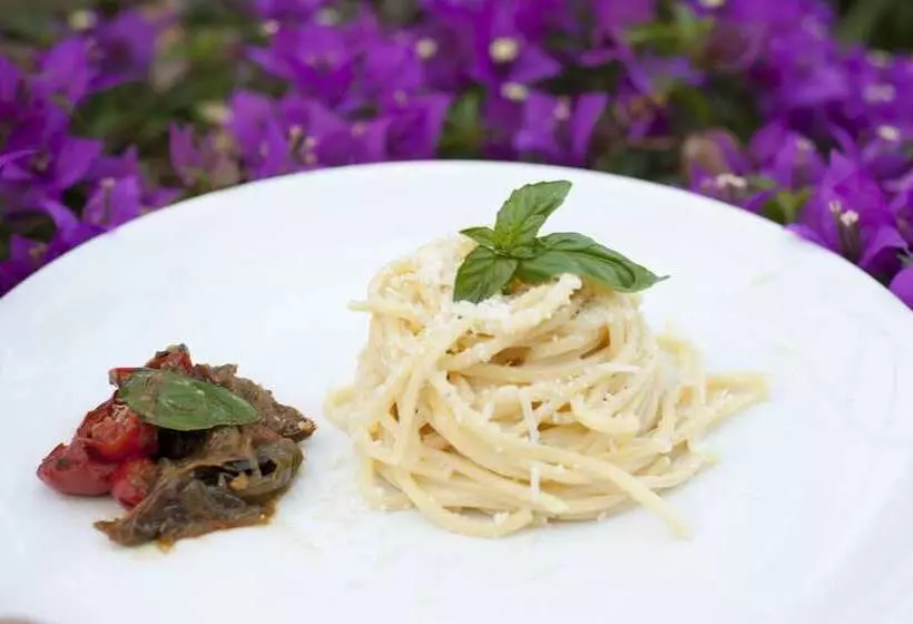 Otel Paradise Relais Villa Janto