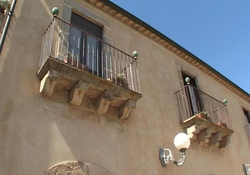 فندق ريفى Villa Tasca