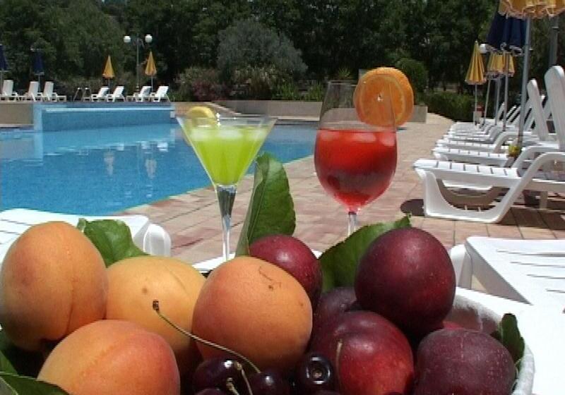 فندق ريفى Villa Tasca