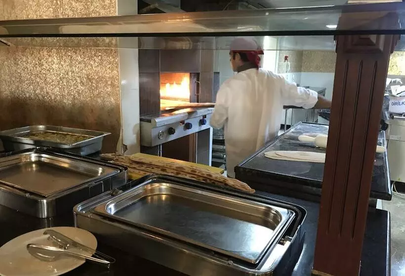 Throne Beach Resort & Spa