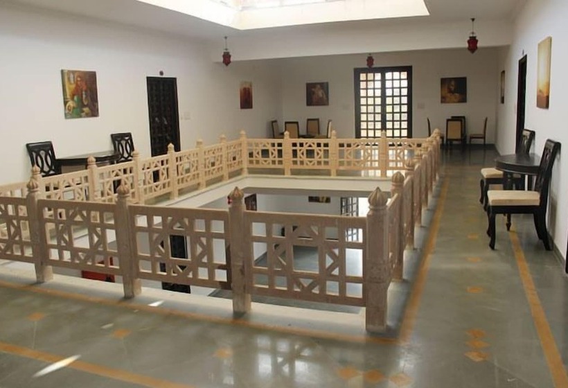 호텔 United 21 Lake City Resort