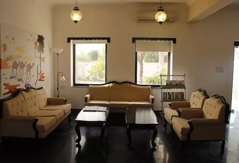 Отель United 21 Lake City Resort