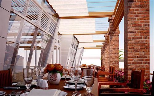 Maritime Hotel & Spa