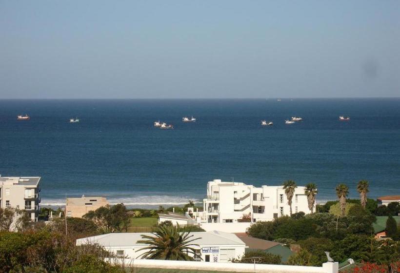 פנסיון On The Bay Guesthouse