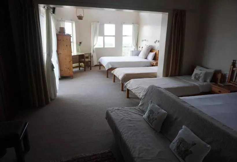 پانسیون On The Bay Guesthouse