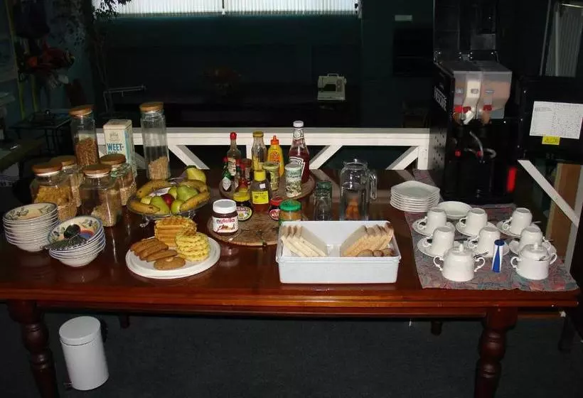 پانسیون On The Bay Guesthouse