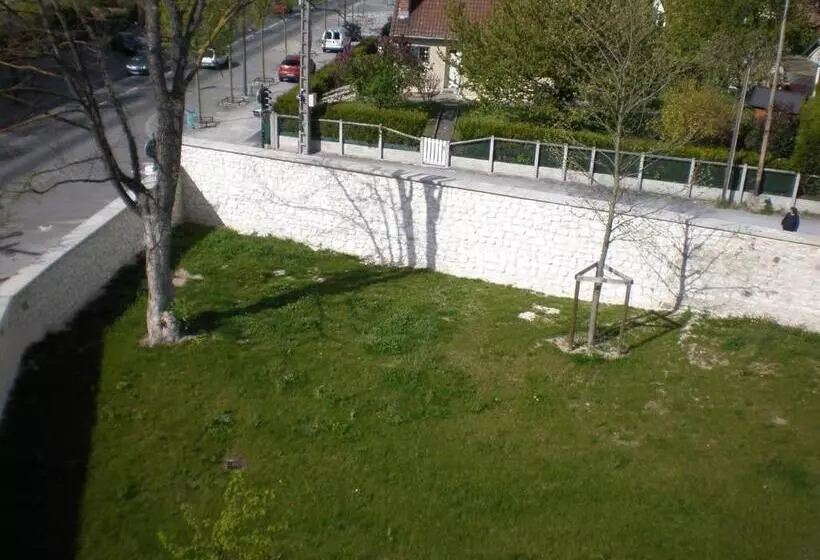 Residenssi Résidence Hôtelière Laudine