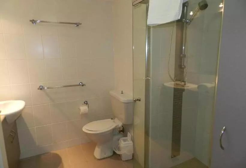 Surfers Beachside Holiday Apartments