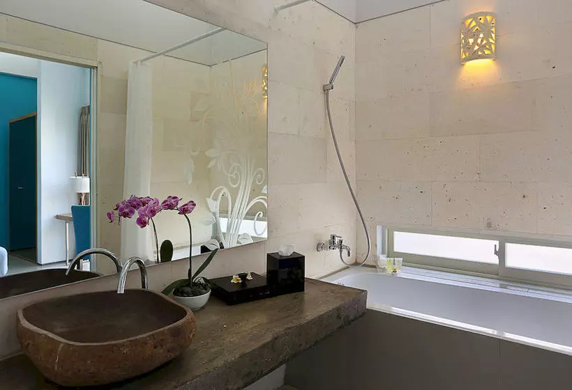 Tjendana Villas Nusa Dua