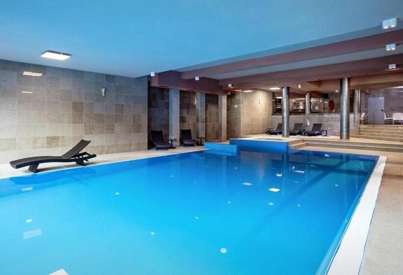 هتل Royal Botanic