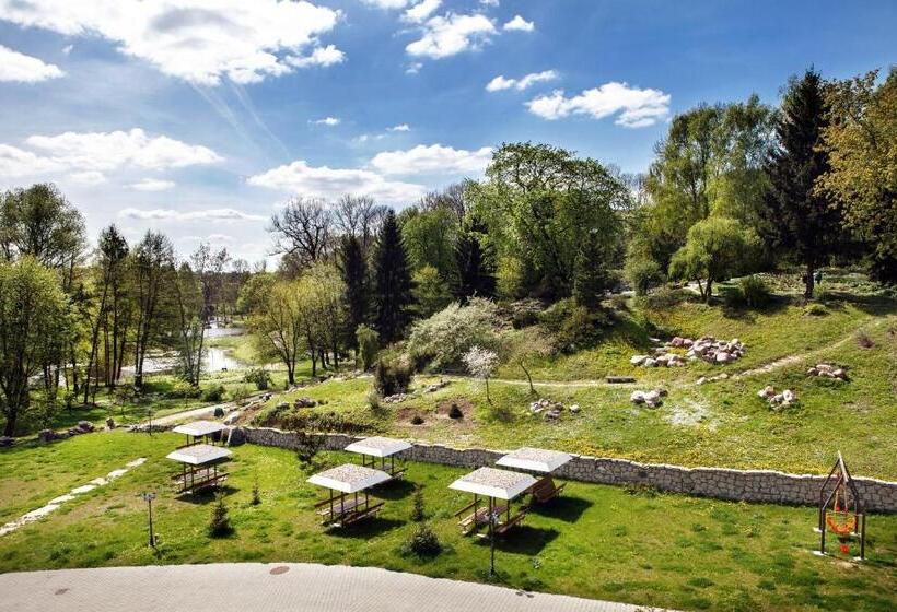 هتل Royal Botanic