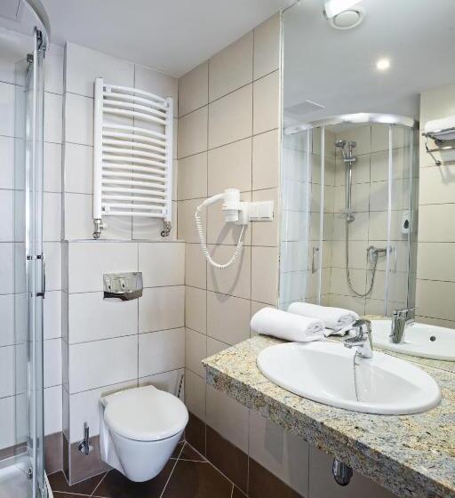 هتل Royal Botanic