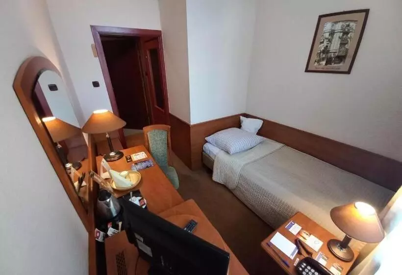 Hotelli Bast Wellness & Spa