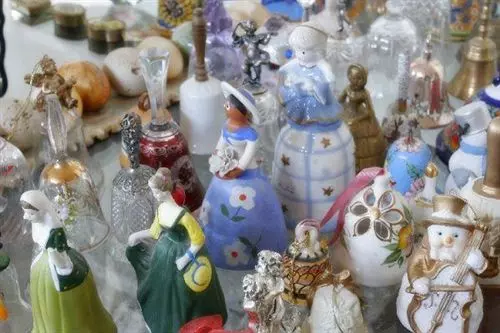 مبيت وإفطار Language And Art