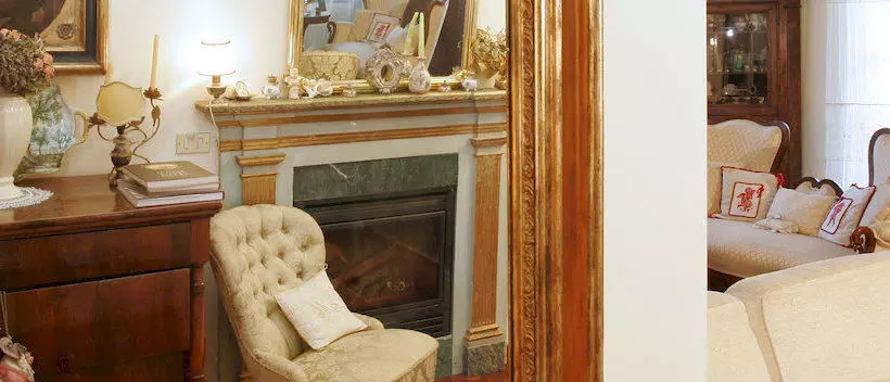 مبيت وإفطار Language And Art