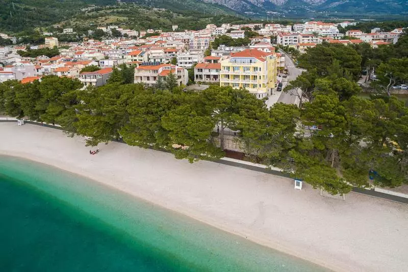 هتل Villa Bacchus