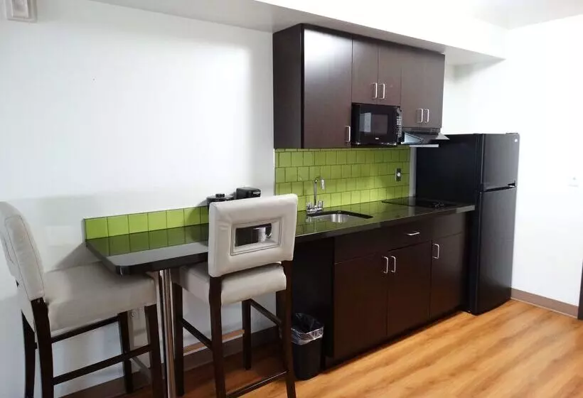 酒店 Best Western Duchesne Inn