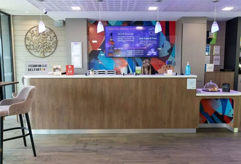 ホテル Campanile Belfort Montbeliard Gare La Jonxion