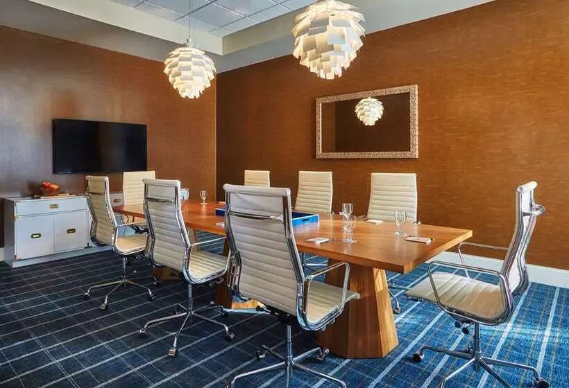 ホテル Graduate By Hilton Oxford