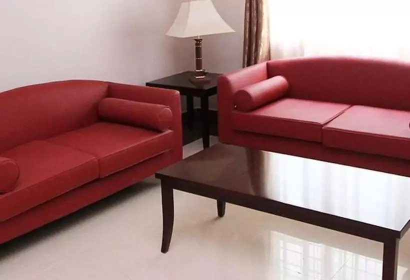 هتل Grandbee Suites