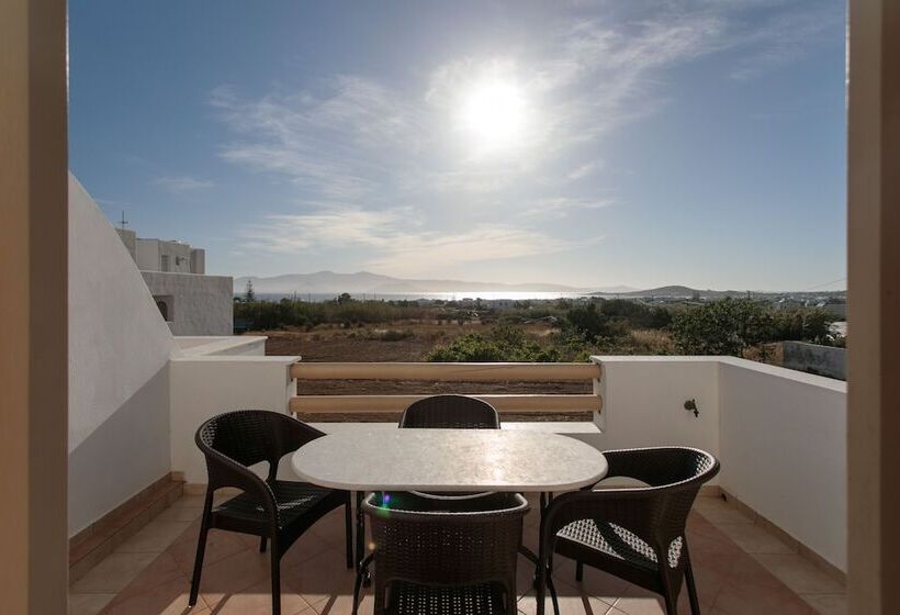 فندق Margaritari