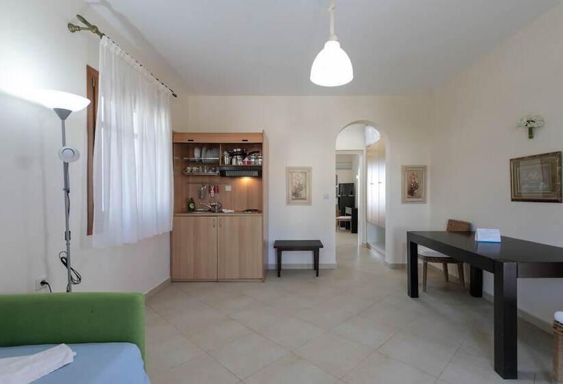 فندق Margaritari