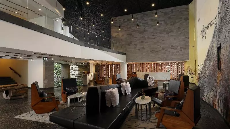 Отель Maya Sanur Resort & Spa