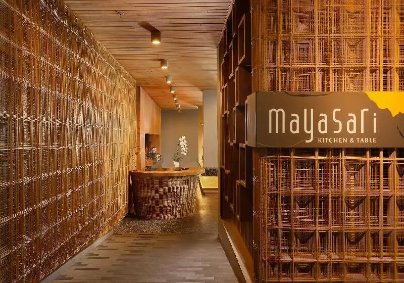 Отель Maya Sanur Resort & Spa