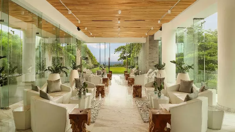 Отель Maya Sanur Resort & Spa