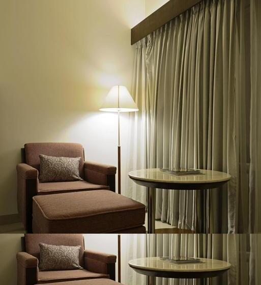 호텔 Naveen Lakeside