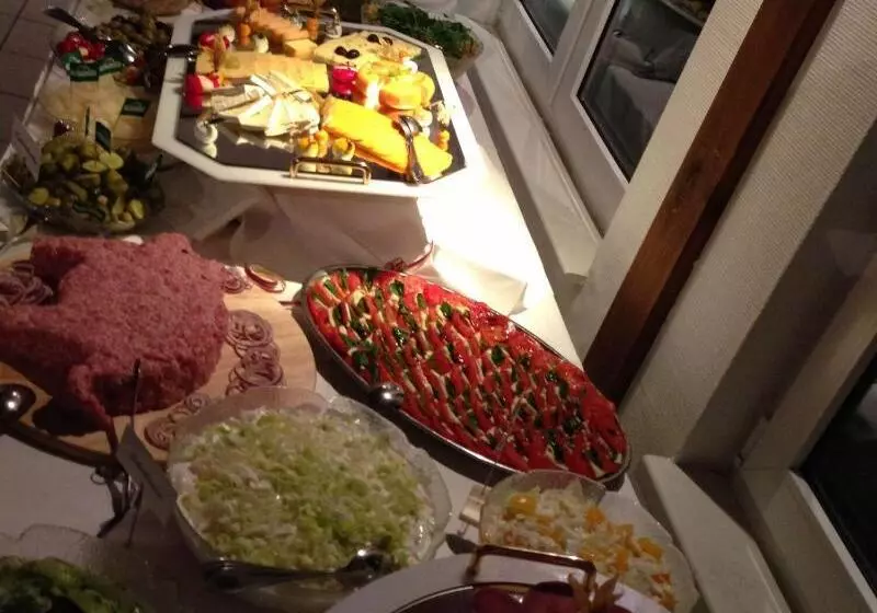 ホテル & Restaurant Zur Spreewalderin