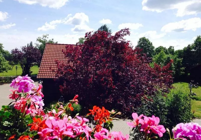 ホテル & Restaurant Zur Spreewalderin