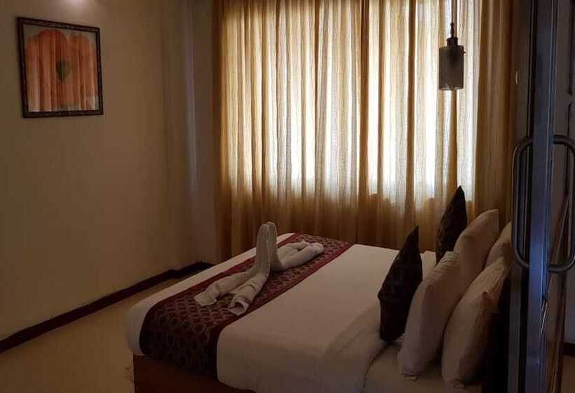 Hotell Solace Resorts And Spa