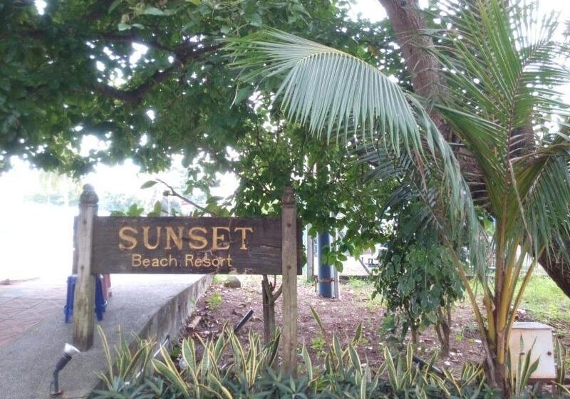فندق Sunset Beach Resort