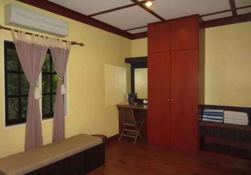 Hotel Sunset Beach Resort