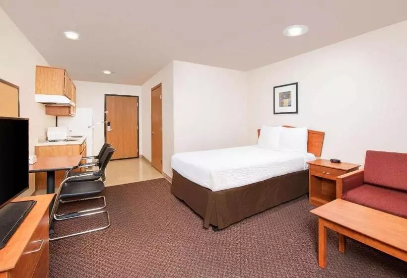 Отель Woodspring Suites Columbus Fort Moore