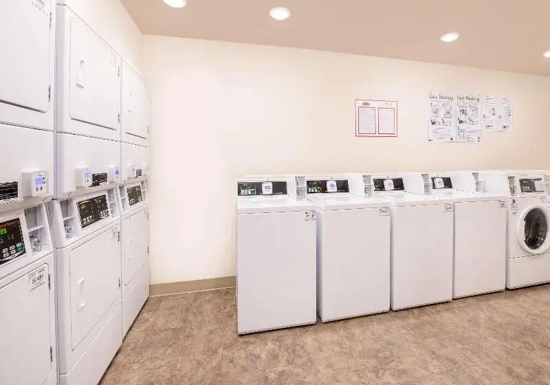 ホテル Woodspring Suites Columbus Near Fort Benning