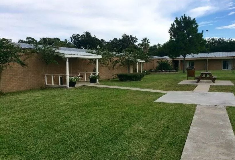 모텔 Alvin Extended Stay