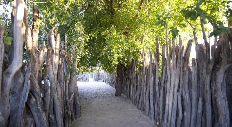 膳宿费 Ongula Village Homestead Lodge