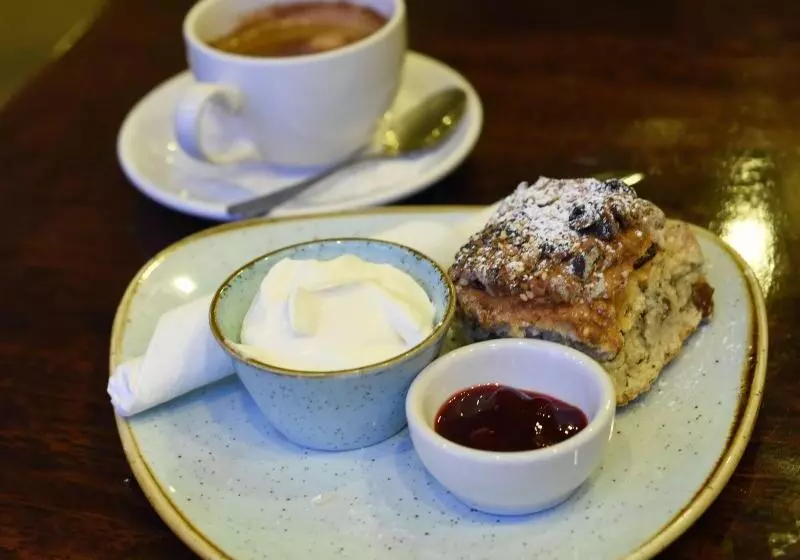 펜션 The Eyre Square Townhouse